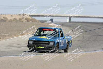 media/Sep-28-2024-24 Hours of Lemons (Sat) [[a8d5ec1683]]/1140am (Outside Grapevine)/